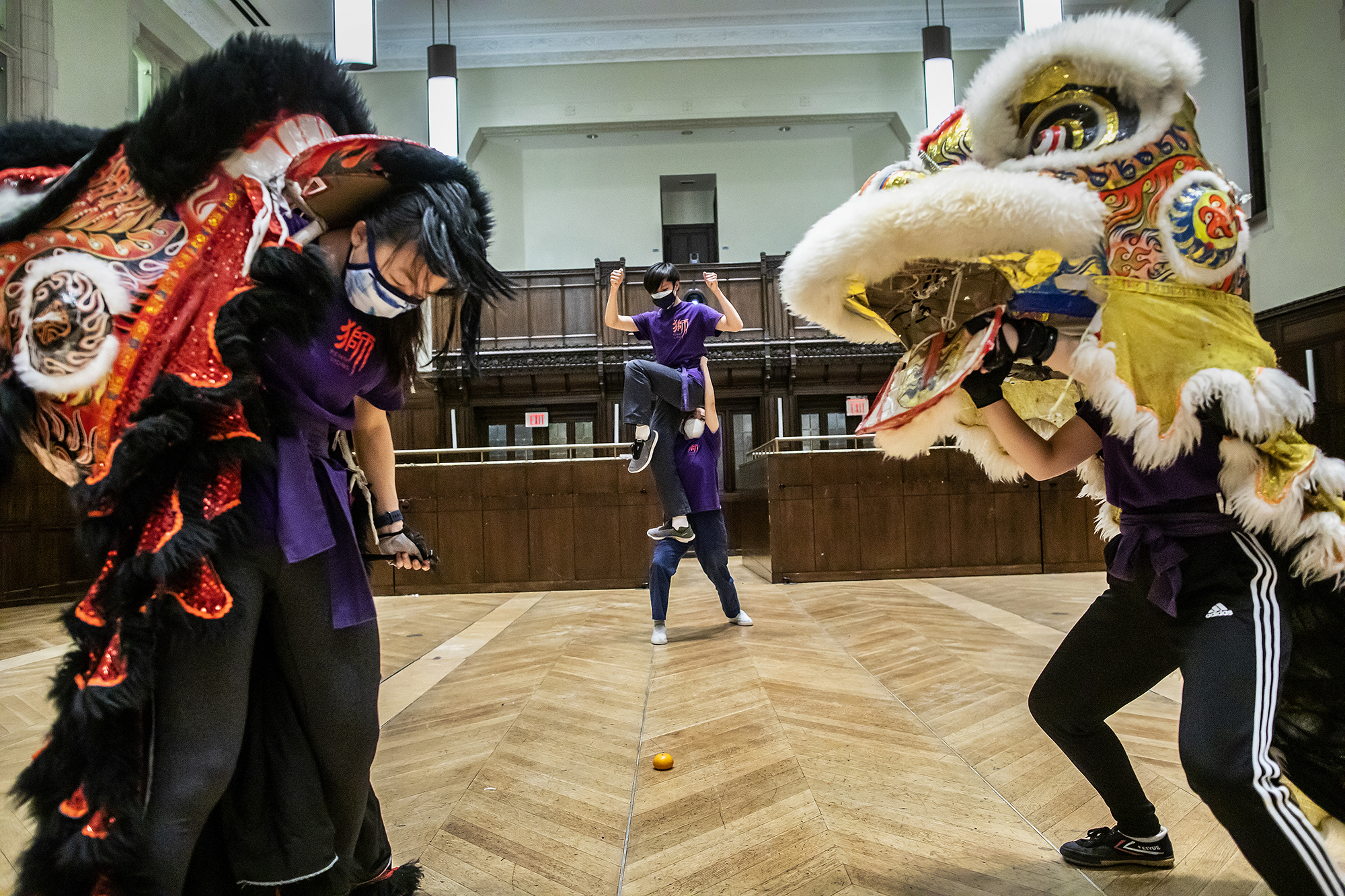 The Lions try to train pairs of dancers together when possible, as seamless choreography adds power to the visual illusion of one animal, rather than a head and a tail powered by two people.